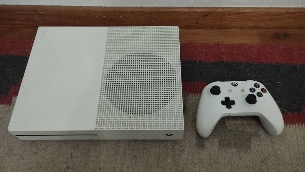Xbox One S, Comando Original, GTA V, Carregador, Pilhas Recarregáveis