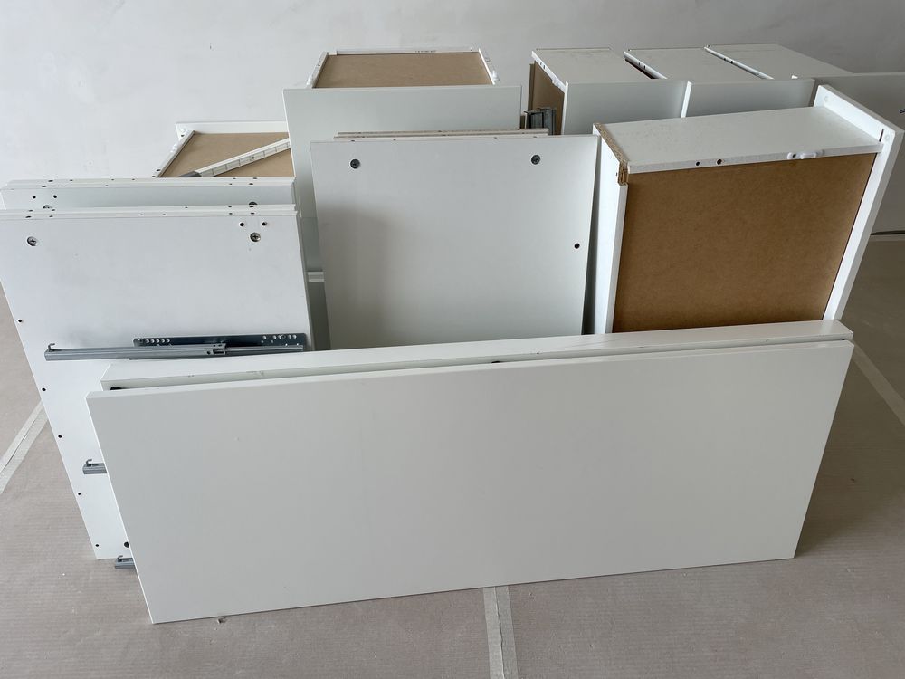 Cómoda IKEA NORDLI – 10 Gavetas (5 Curtas + 5 Longas) – Impecável