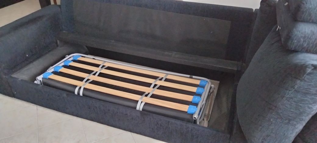 Sofá com chaise longue
