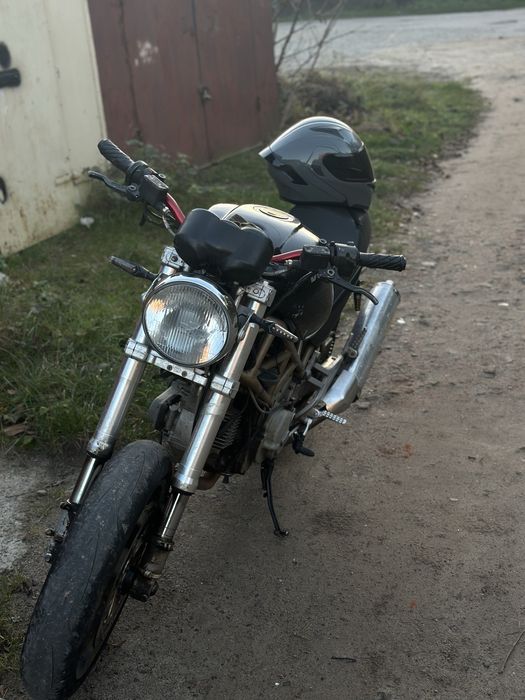 Ducati Monster 600