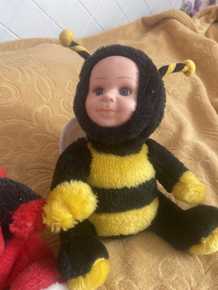 Ляльки бджілка та бедрик