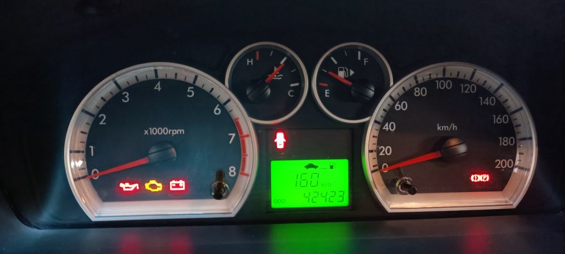 Aveo 42mil km 2010 completo muito novo