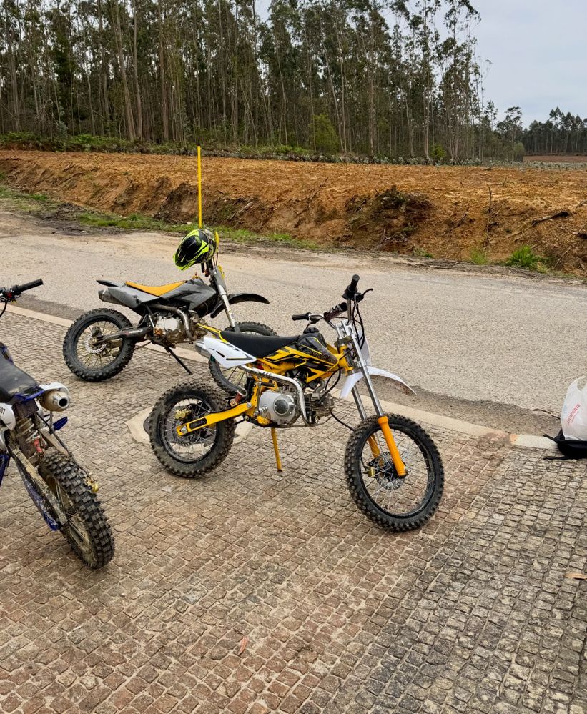 PitBike Amarela 125cc (pouco uso)