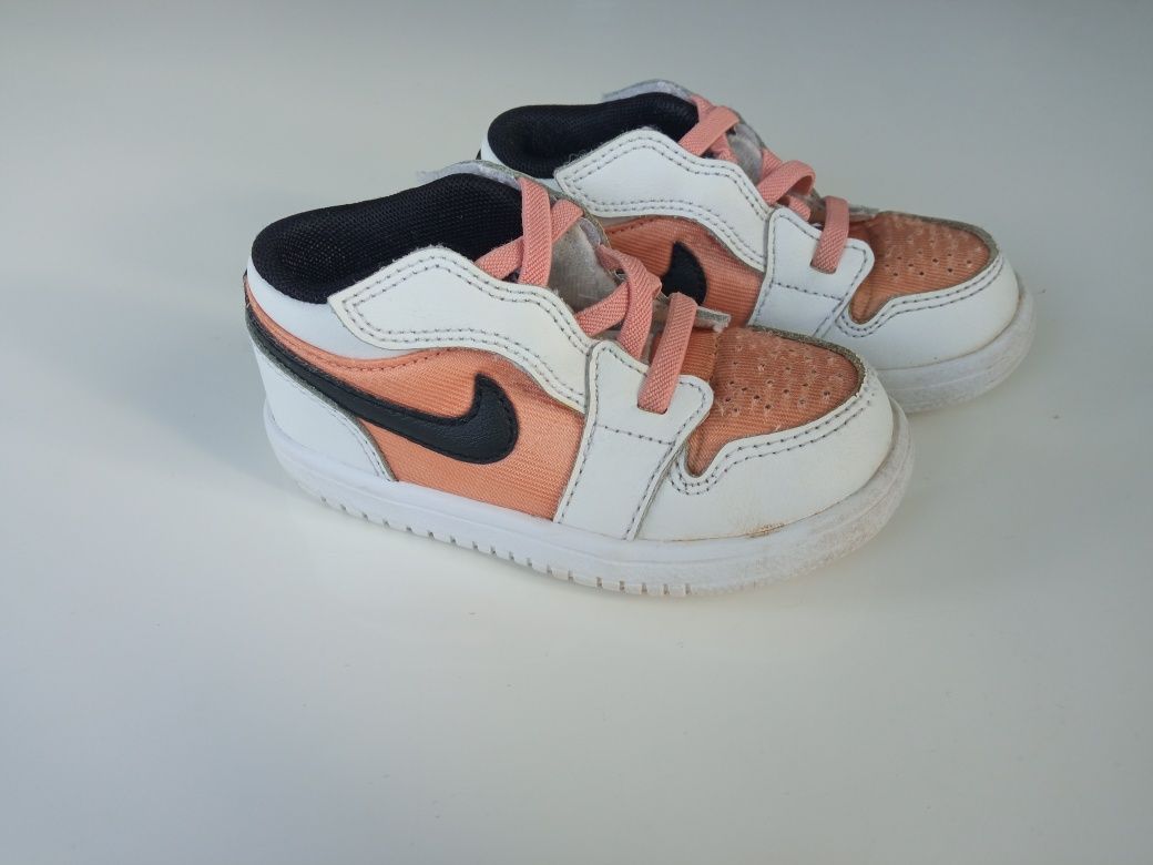Buty dziecięce Nike Jordan 23,5