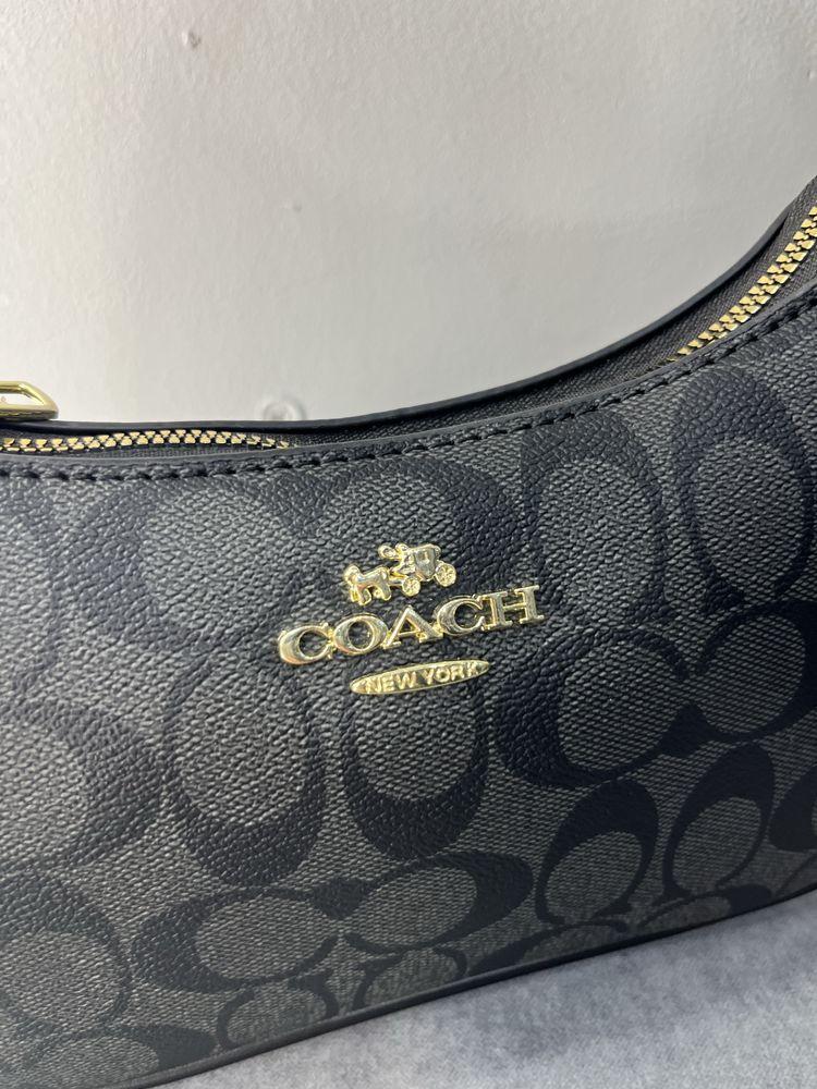Сумка Coach в різних кольорах