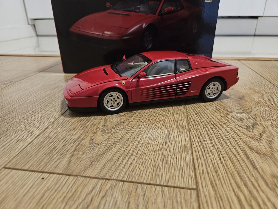 1:18 Kyosho Hi-End Ferrari Testarossa model kolekcja