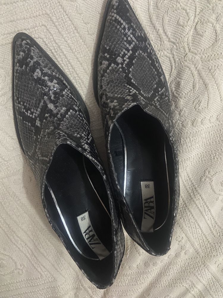 Buty kowbojki rozm . 38