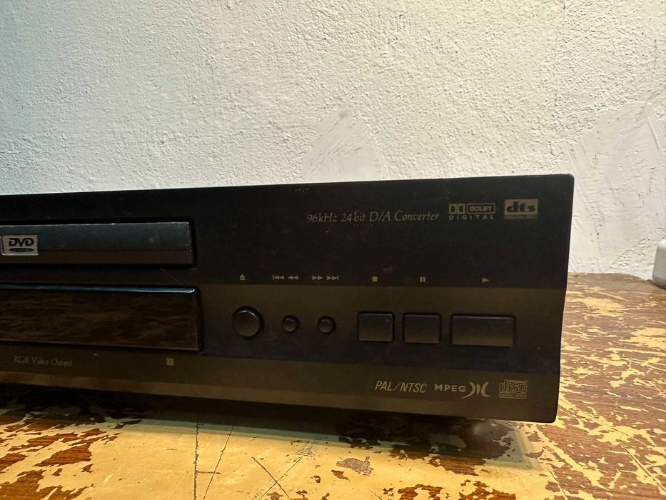 Odtwarzacz DVD Pioneer DV-535