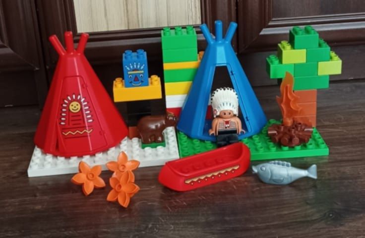 LEGO Duplo tipi indianie