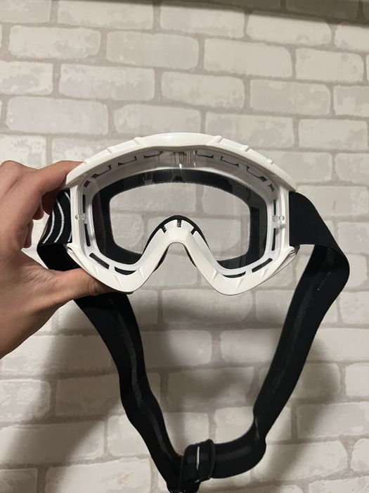 Окуляри кросові