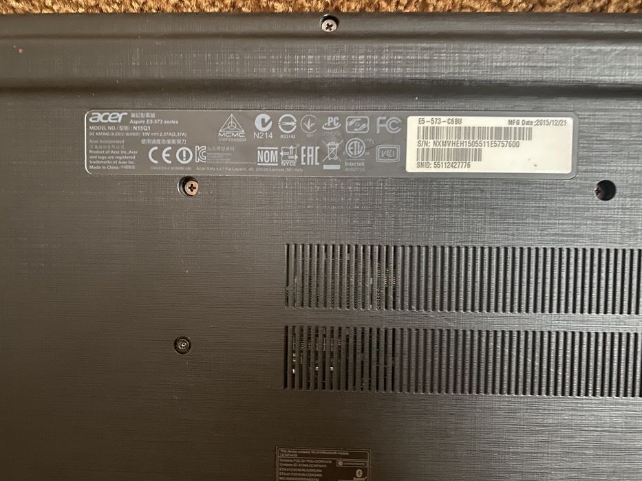 Ноутбук Acer Aspire e15 E5-573 Дешево! Під відновлення