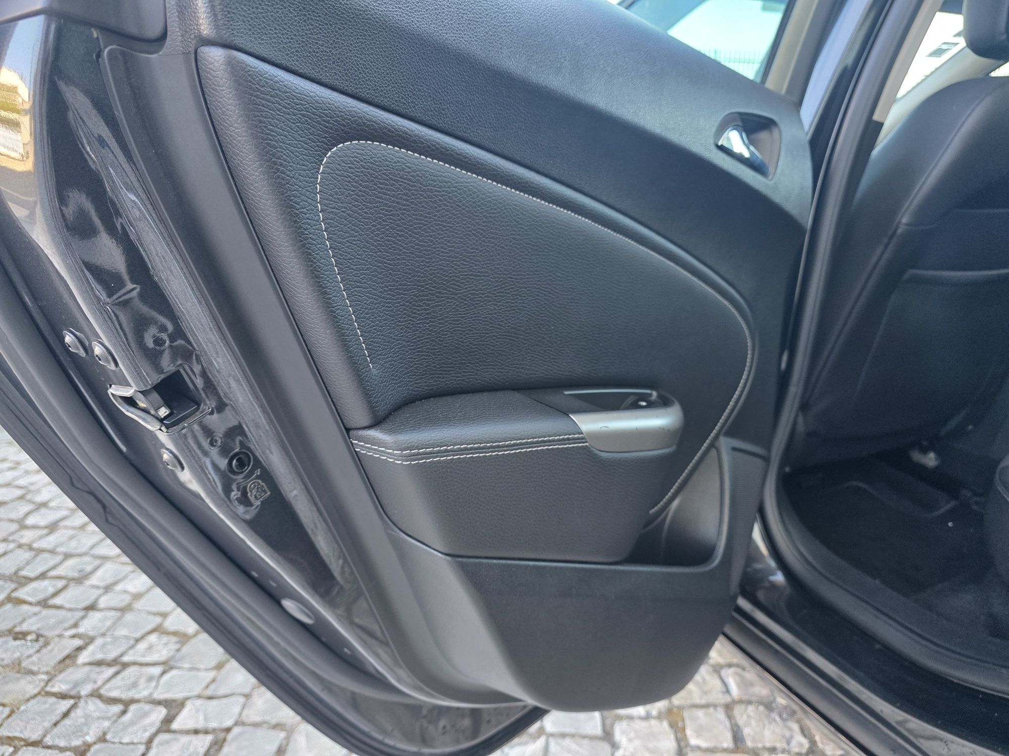 Opel Astra Sport Tourer - Diesel - Cosmo - 2012