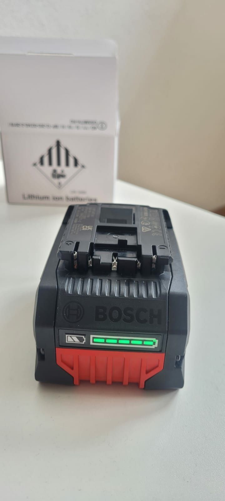 аккумулятор для электроинструмента BOSH procore 18v  8Ah