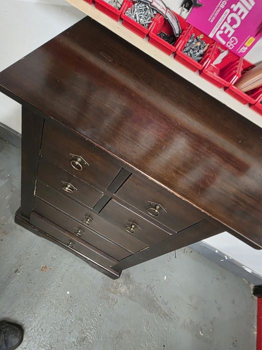 komoda mala kolonialna