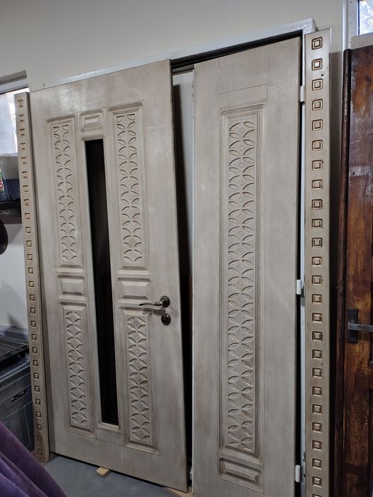 Двері вхідні металеві