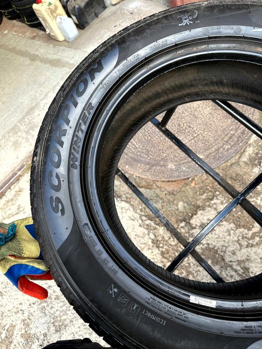 Шины БУ 255 55 R 19 Pirelli Scorpion Winter