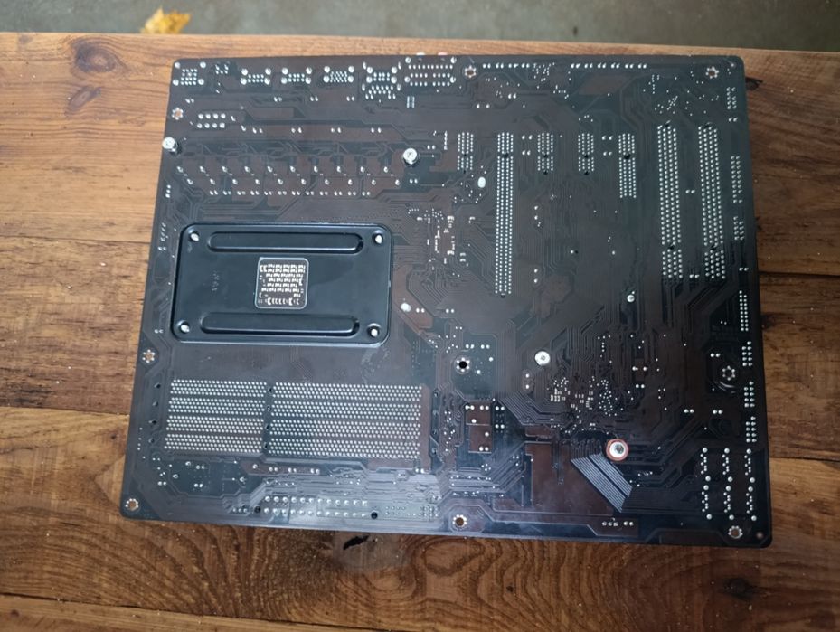 Материнська плата Gigabyte GA-970A-UD3P, am3+ сокет