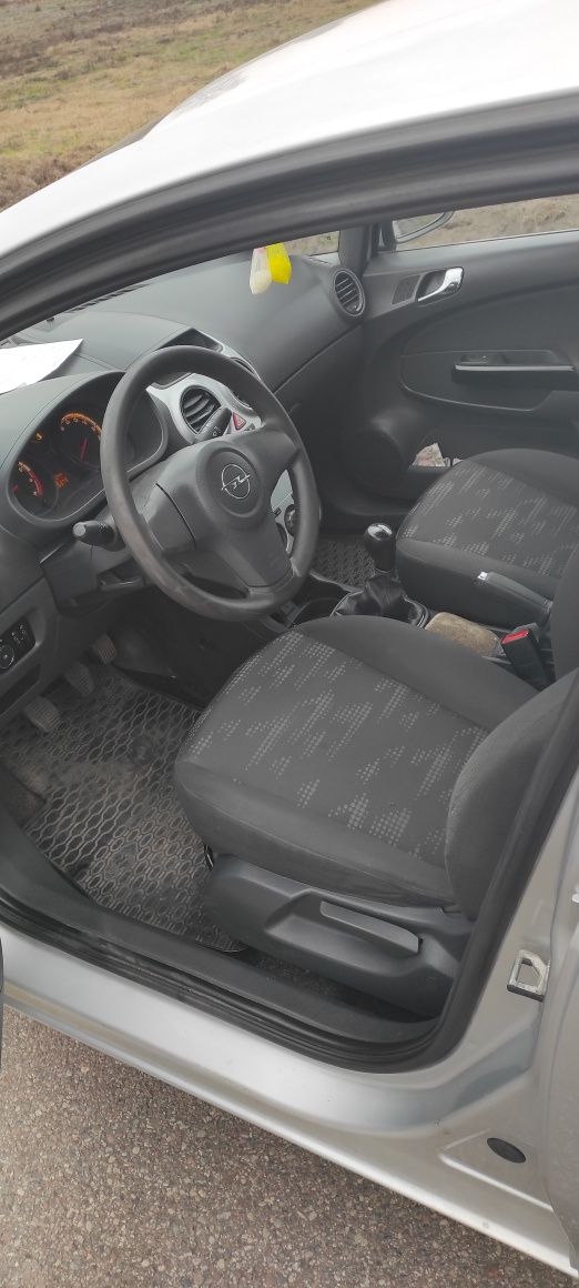 Opel Corsa 1.2 benzyna 2014 r. Właściciel