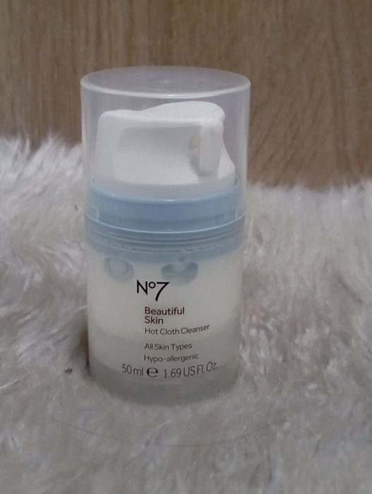 Boots No7 Beautiful Skin Hot Cloth Cleanser