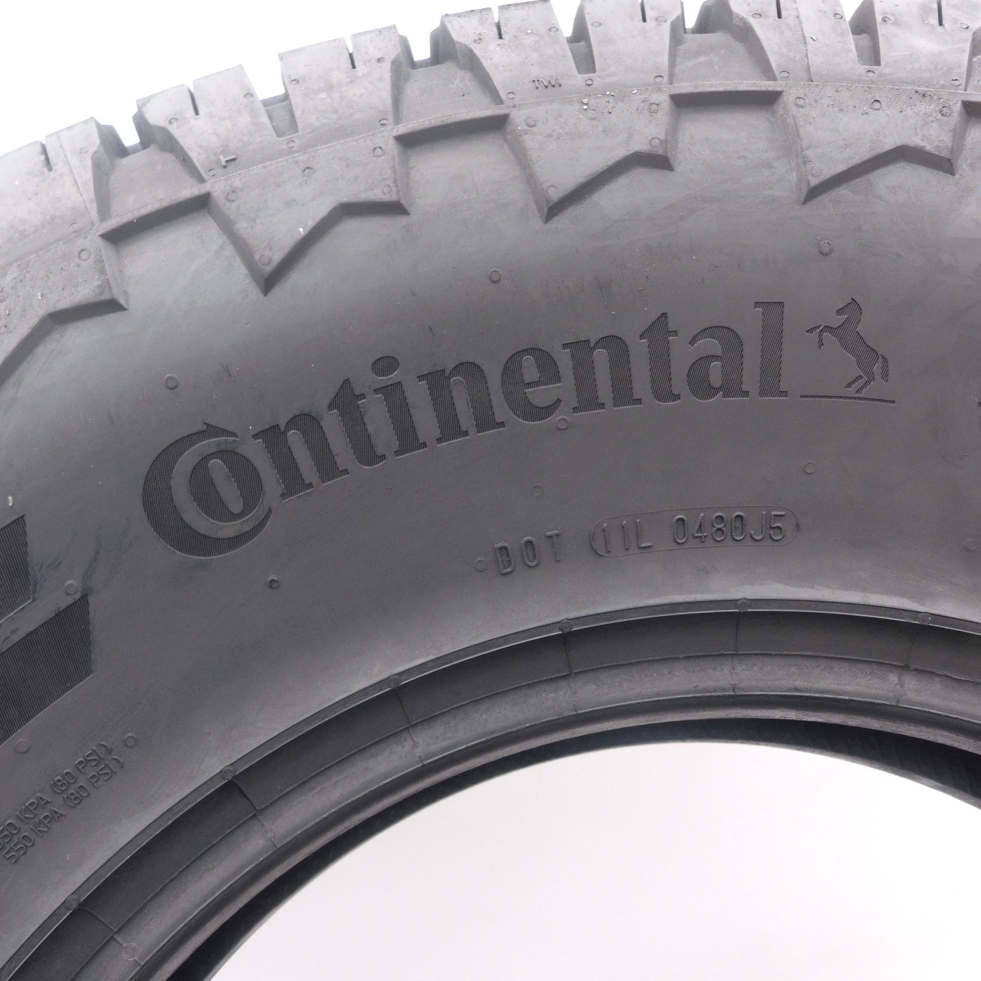 Opony 235/85/16 Continental 235/85R16 116S Letnie 2020 i 2021 Jak Nowe