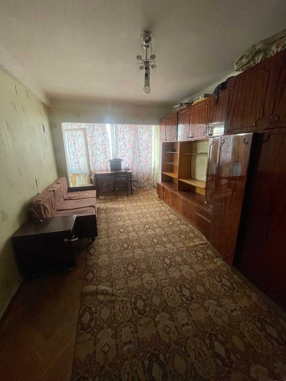 здається однокімнатна квартира ,метро Лісова