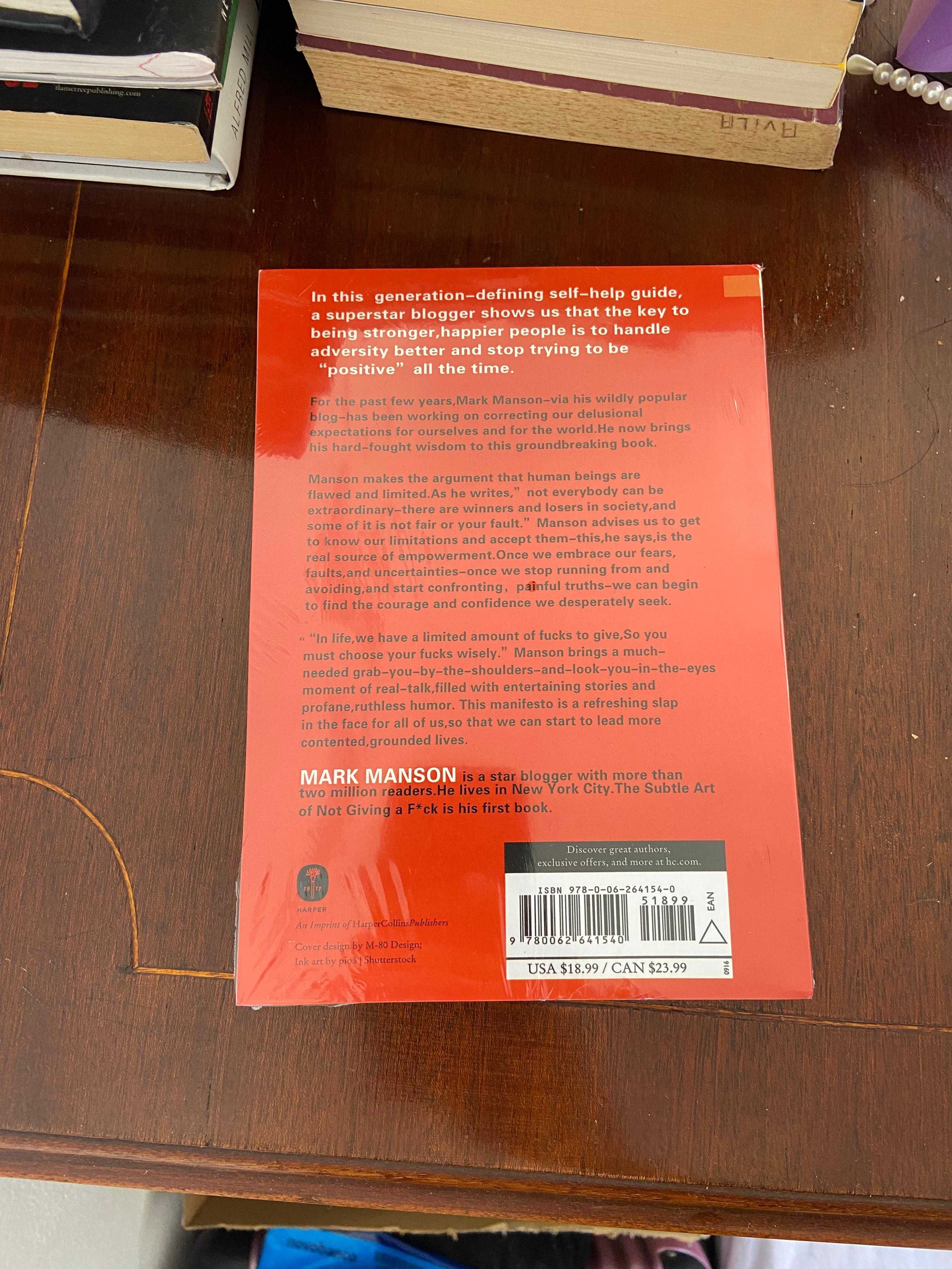 The Subtle Art of Not Giving a F*ck – Mark Manson -  NOVO