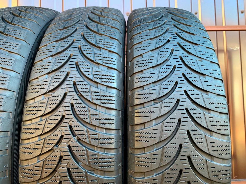 155/70 R19 Bridgestone Blizzak LM500. Шини зимові для BMW i3