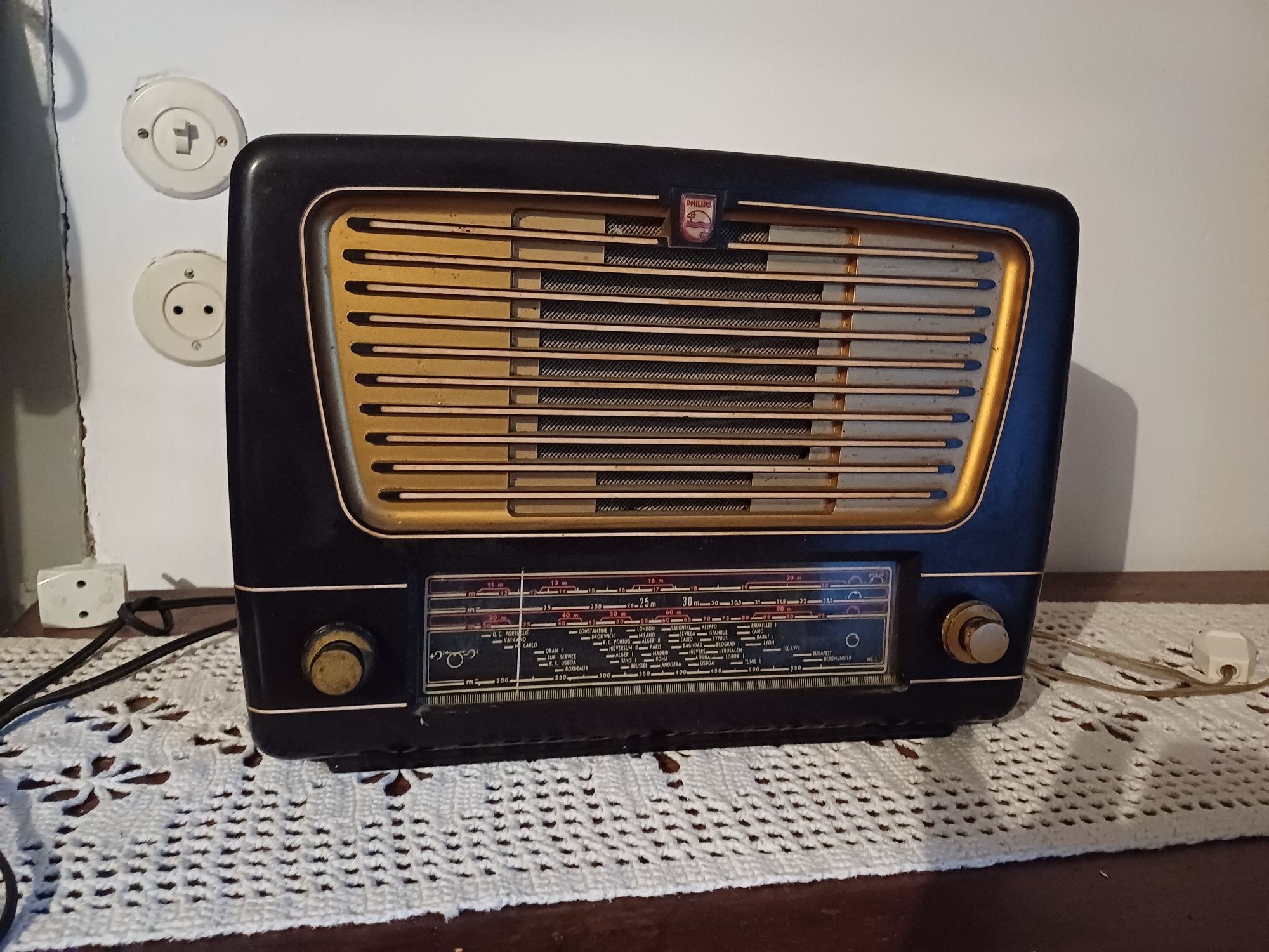 Rádio antigo vintage Philips