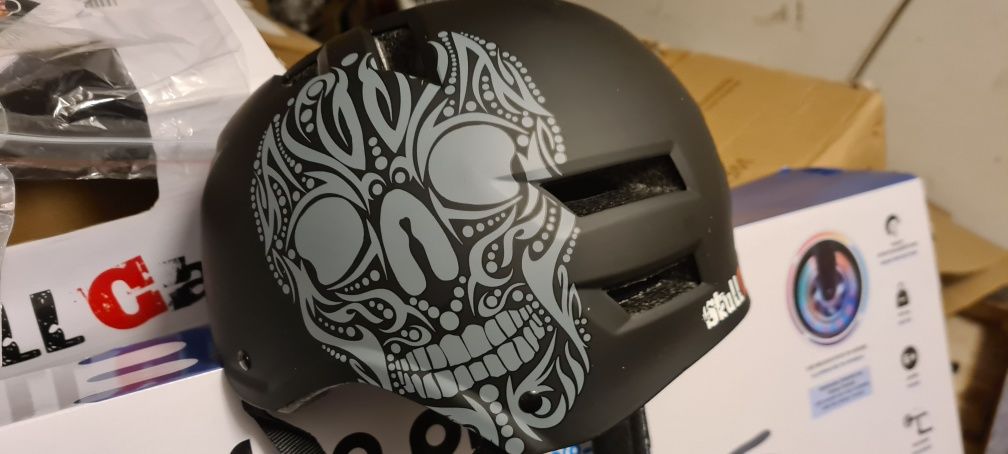 Nowy dziecięcy kask scull cap na rower hulajnogę itp. Roz M,L