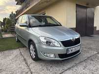 Skoda fabia 2 lift 1.2 mpi Polski salon niski przebieg klimatyzacja