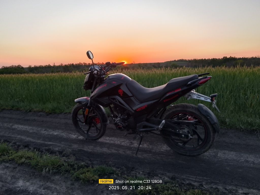 Продам або обміняю мотоцикл Viper V2003b