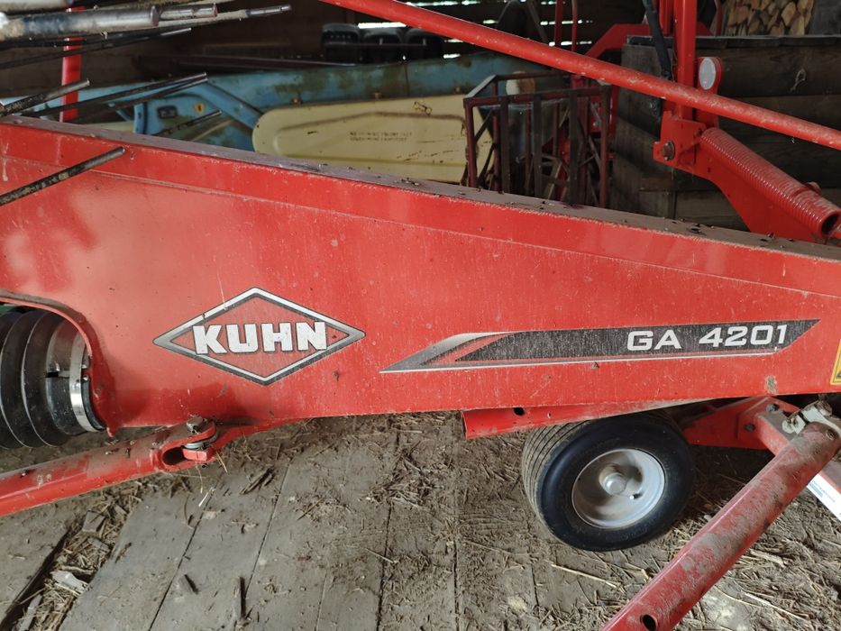 Zgrabiarka kuhn Ga 4201