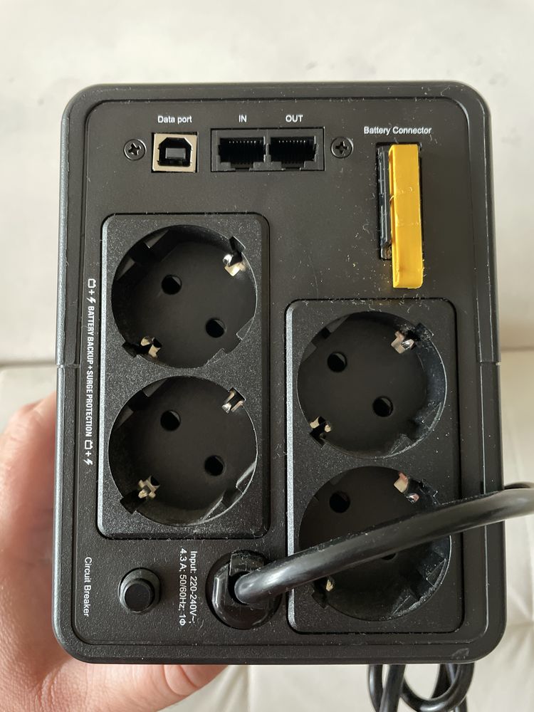 APC BX950MI-GR zasilacz UPS