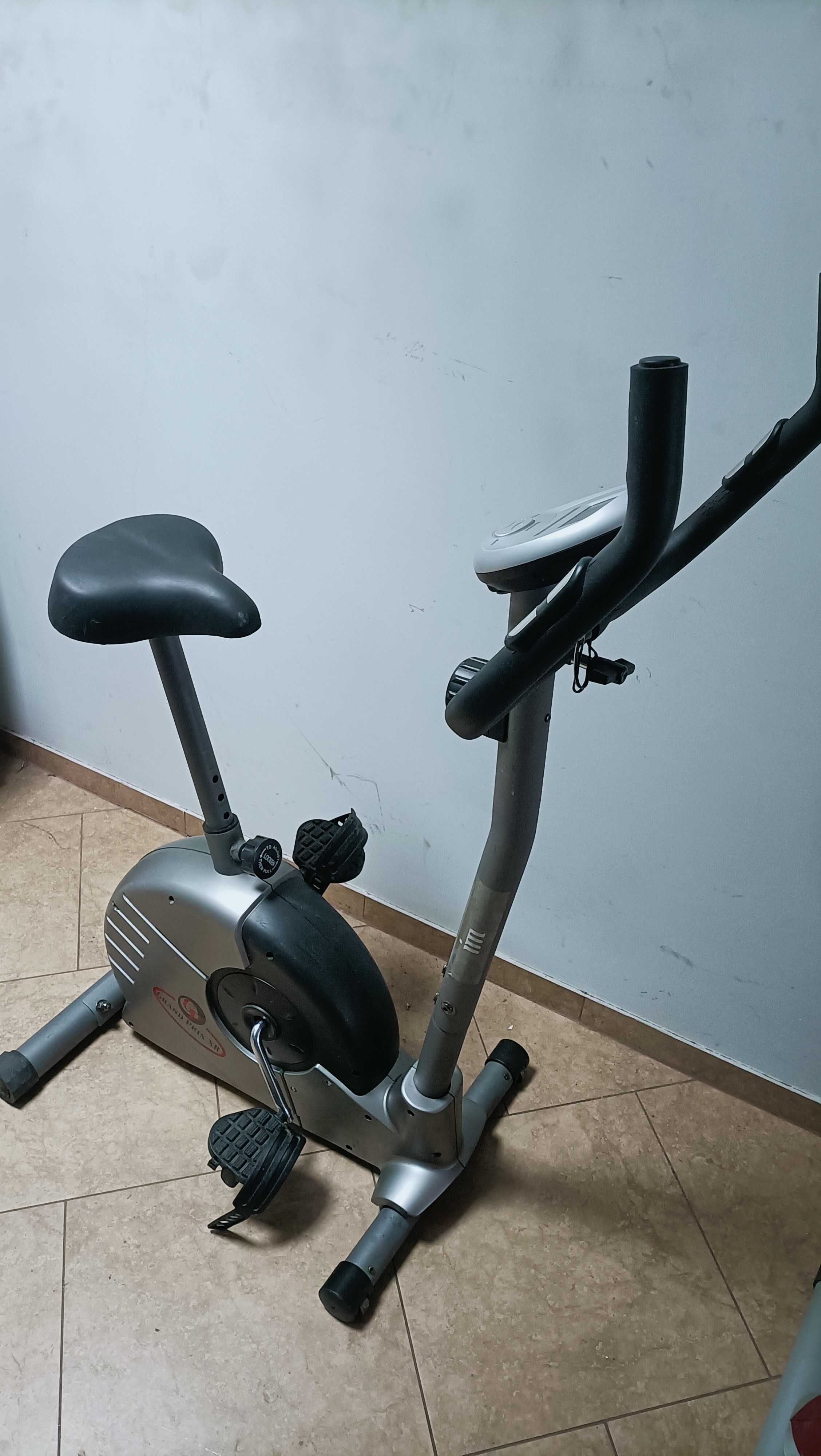 Rower treningowy magnetyczny