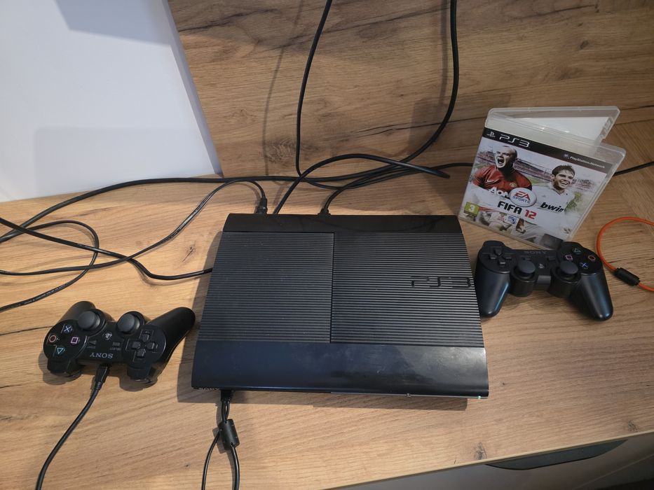 Konsola Sony Playstation 3 Super Slim 500Gb Ps3 + Pudełko + 2 Pady