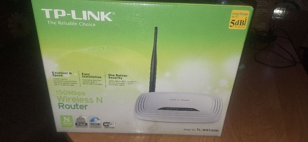 TP-LINK Model No. TL-WR740N. 150Mbps Wireless N Router
