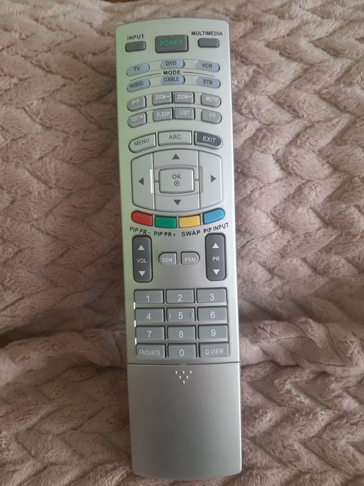 Pilot uniwersalny Nowy