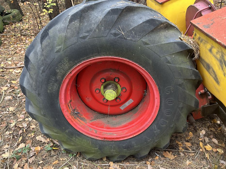 Koła 16.9-24 (opona+felga)