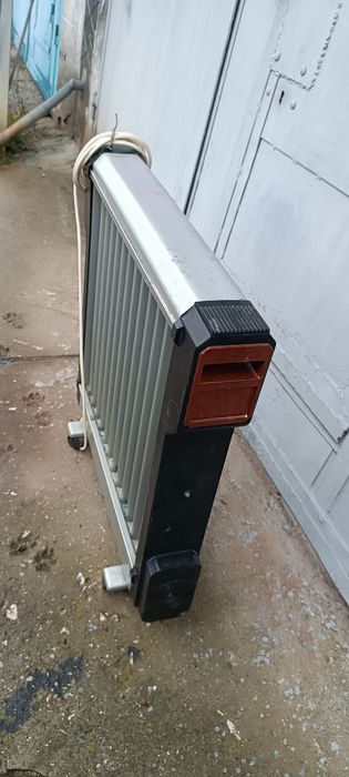 Обігрівач масляний