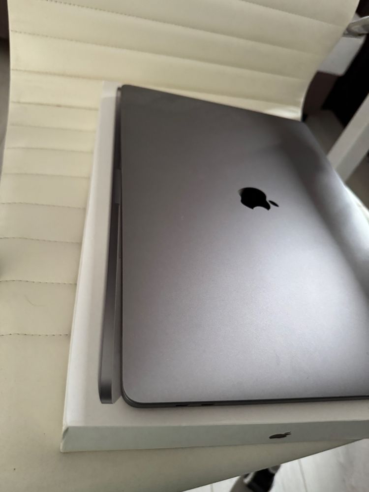 Apple MacBook Pro 16in Late 2019 16GB DDR4 i7 512SSD