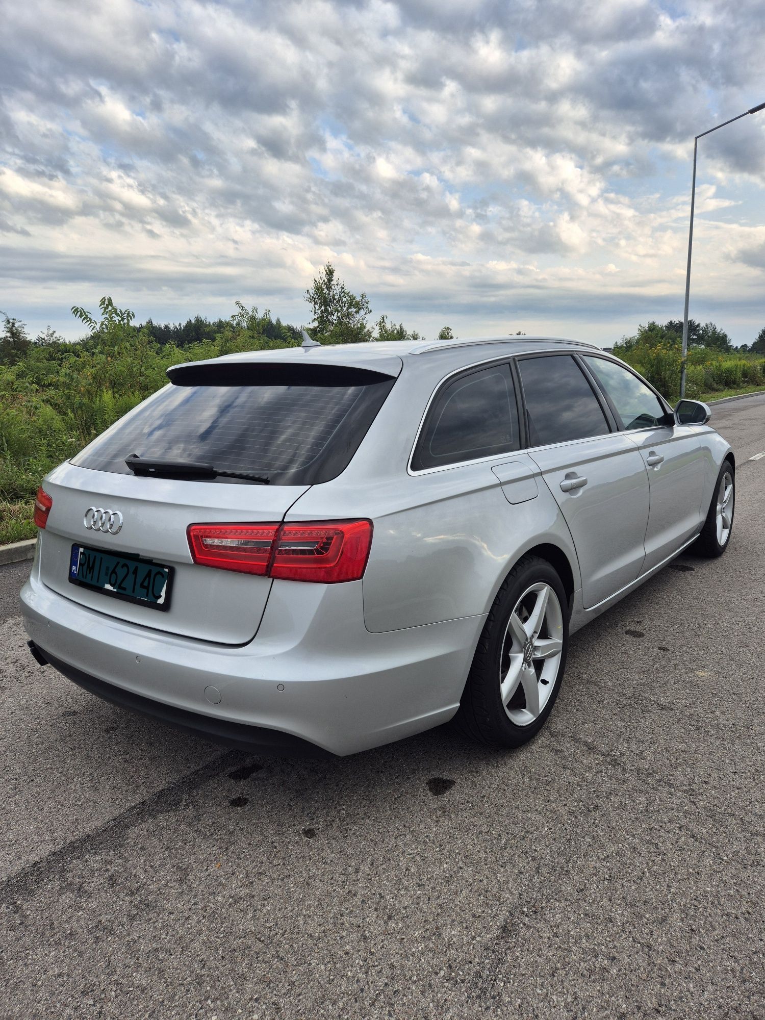 Zadbane Audi a6 c7  kombi 2.0 tdi manual