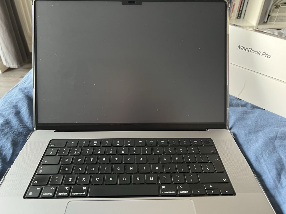 MacBook Pro 16” (M1 Pro, 16 GB RAM, 512 GB SSD)