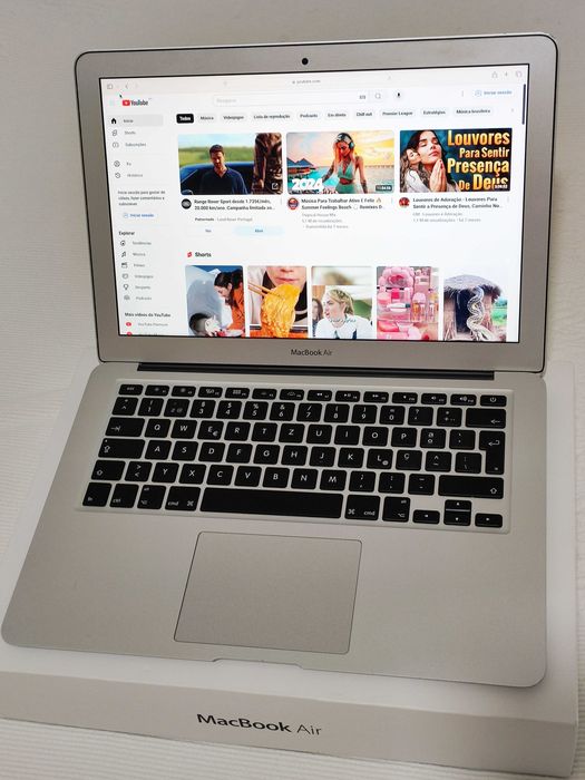 MacBook Air ecrã 13.3'' IntelCore i5 MacOSVentura | C/Caixa, Impecável