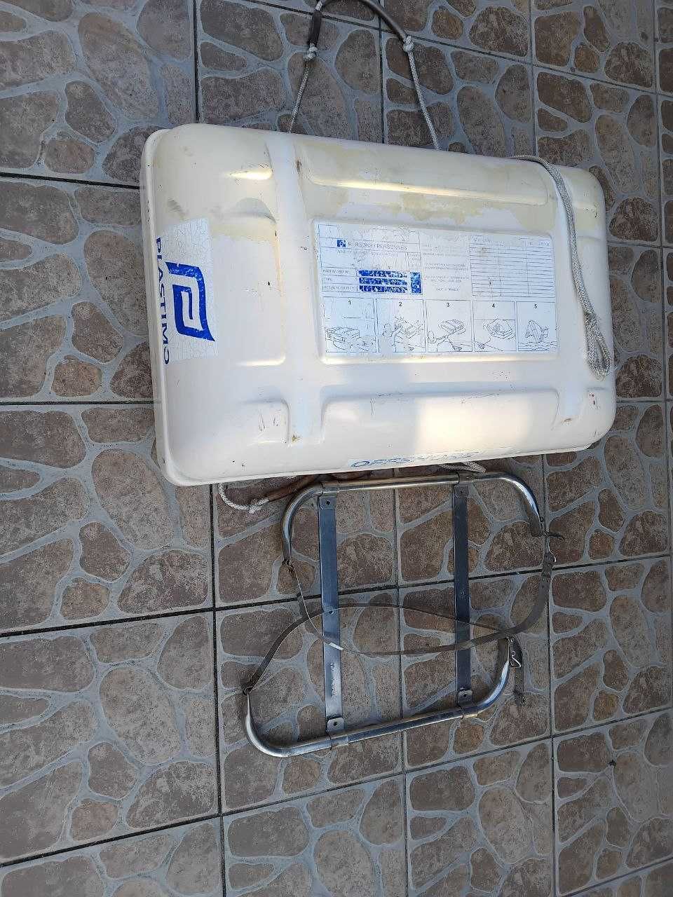 Tratwa ratunkowa ze stelażem Plastimo, 6 osób
