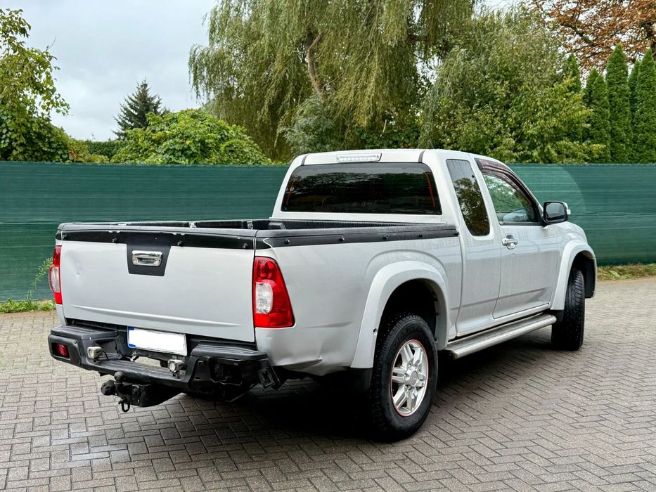 Isuzu D-Max *** Isuzu D-max 4x4 Webasto Klima Polecam ***