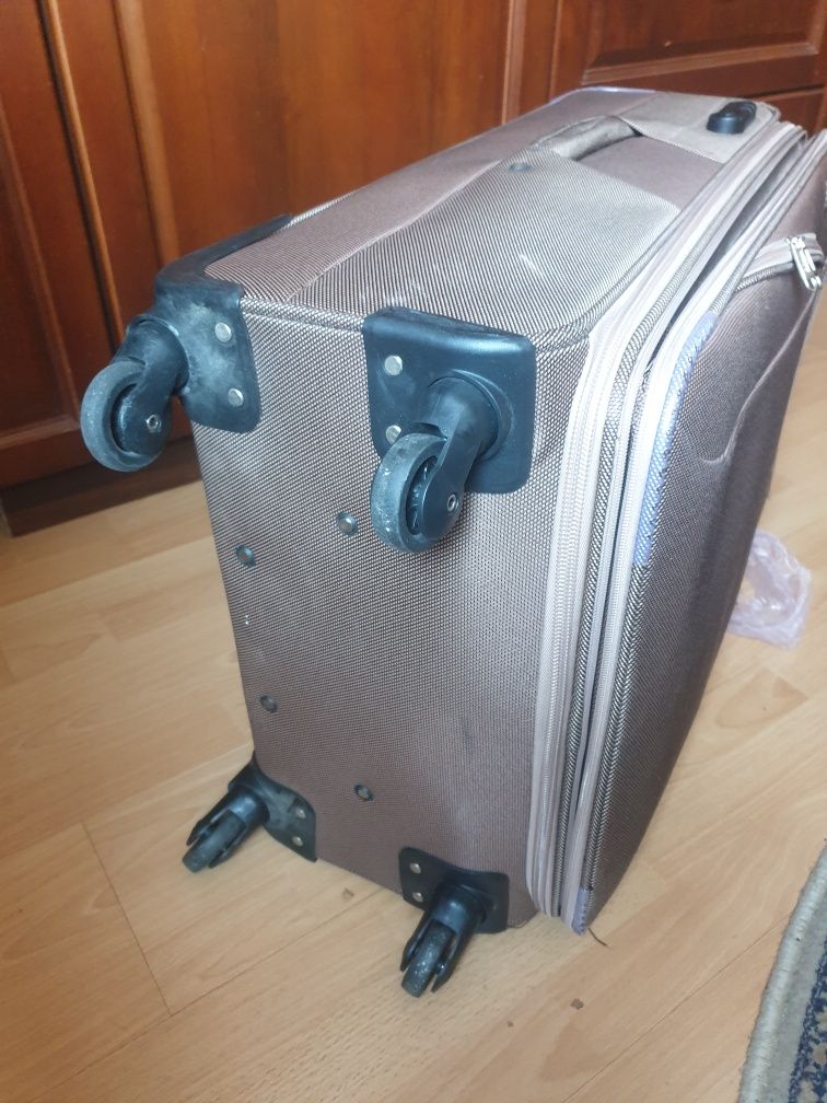 Torba podróżna na kółkach