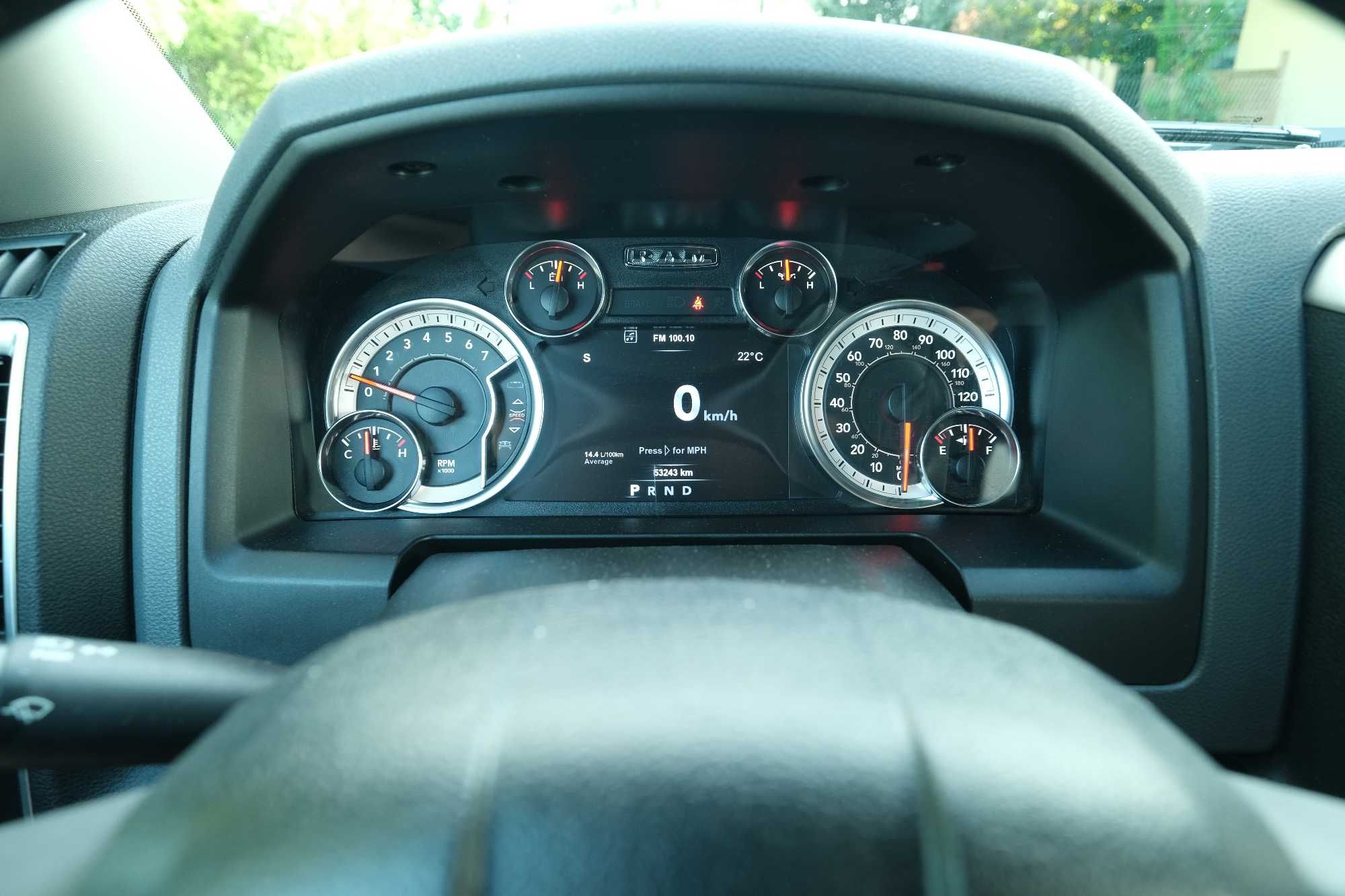 Dodge RAM 1500 5.7 Big Horn, niski przebieg - możliwa zamiana