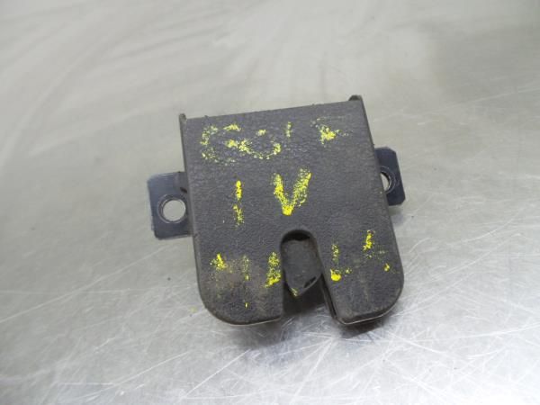 Fechadura / fecho da mala VOLKSWAGEN Golf IV (1J1)