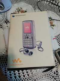 Телефон кнопковий Sony Ericsson W700i