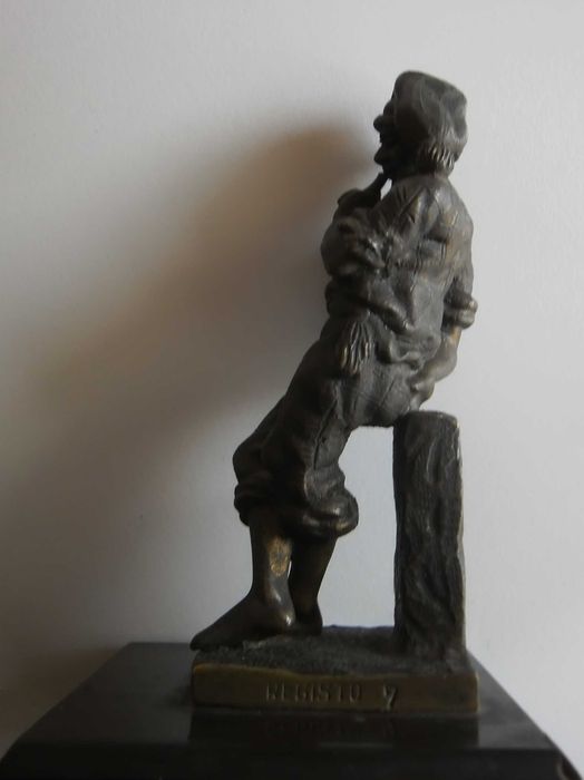 1940-50 | Pescador da Nazaré | Peça rara em Bronze assinada & numerada